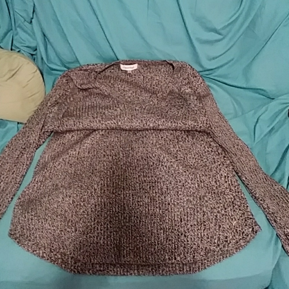 Sweater - Picture 2 of 3